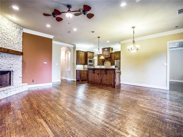 Building Photo - 7129 Stone Villa Cir