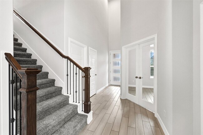 Building Photo - 9319 Galloway Wds Trl