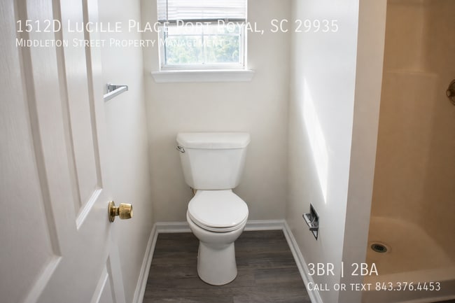 Building Photo - 1512D Lucille Place Port