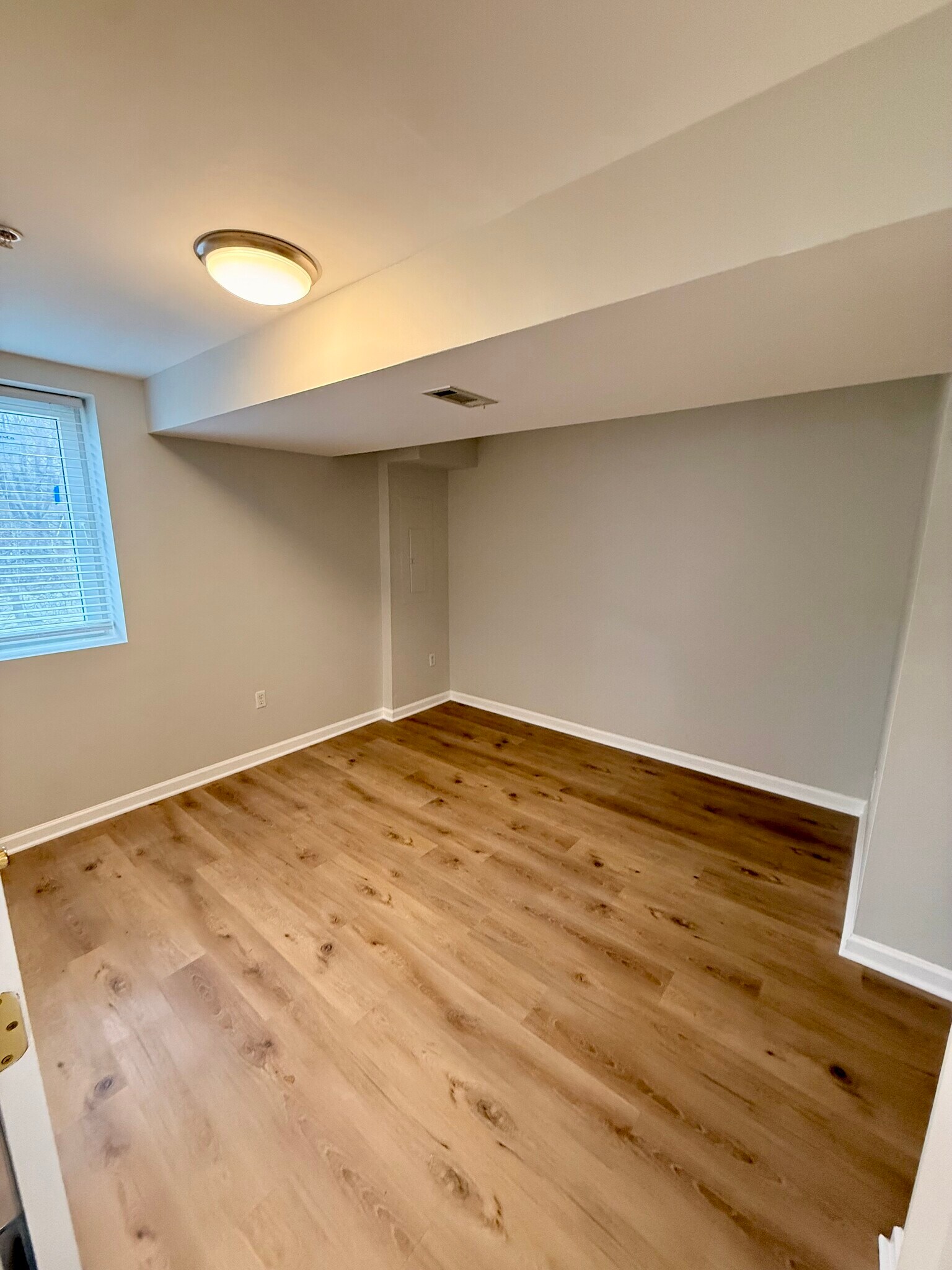 Building Photo - 7001 Saddlebow Ct