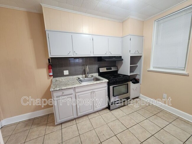 Building Photo - 1554 N Frazier St