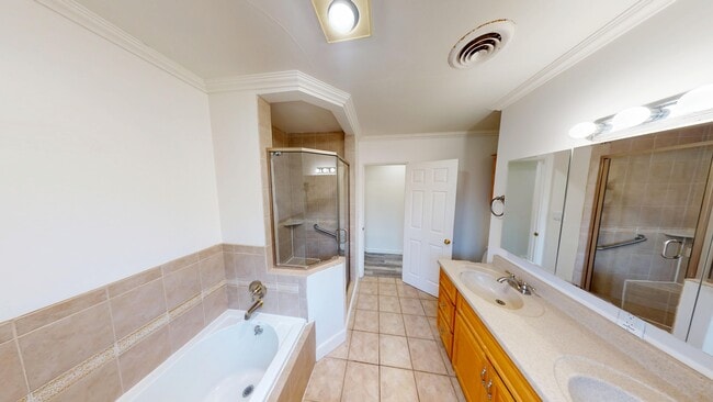 Building Photo - 4933 63rd St