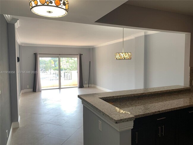 Building Photo - 1455 N Treasure Dr