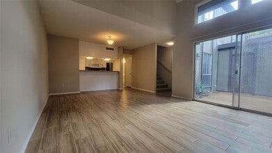 Building Photo - 4615 Country Creek Dr