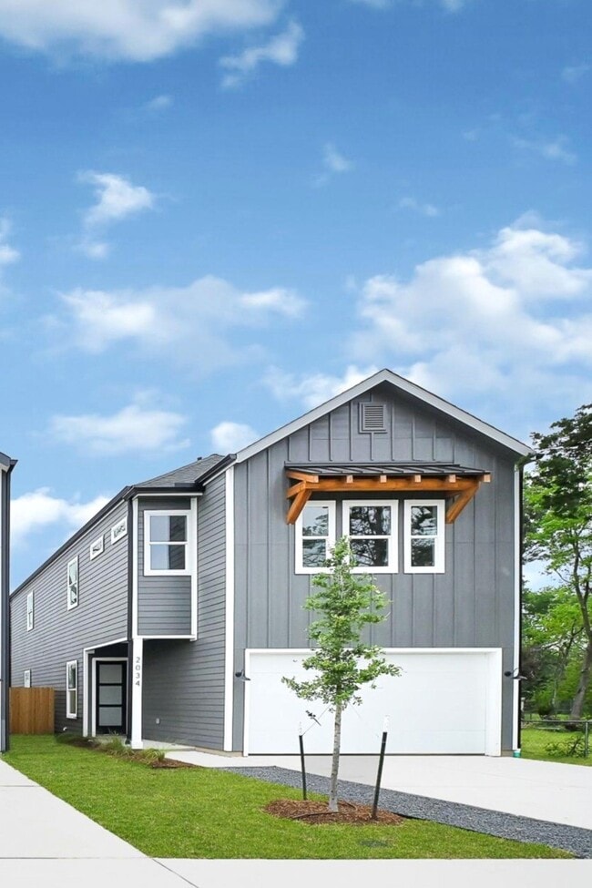 Building Photo - 2034 Thonig Rd