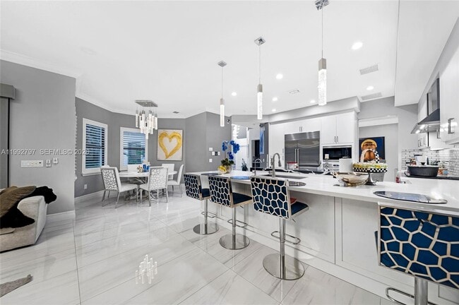 Building Photo - 16849 Pierre Cir