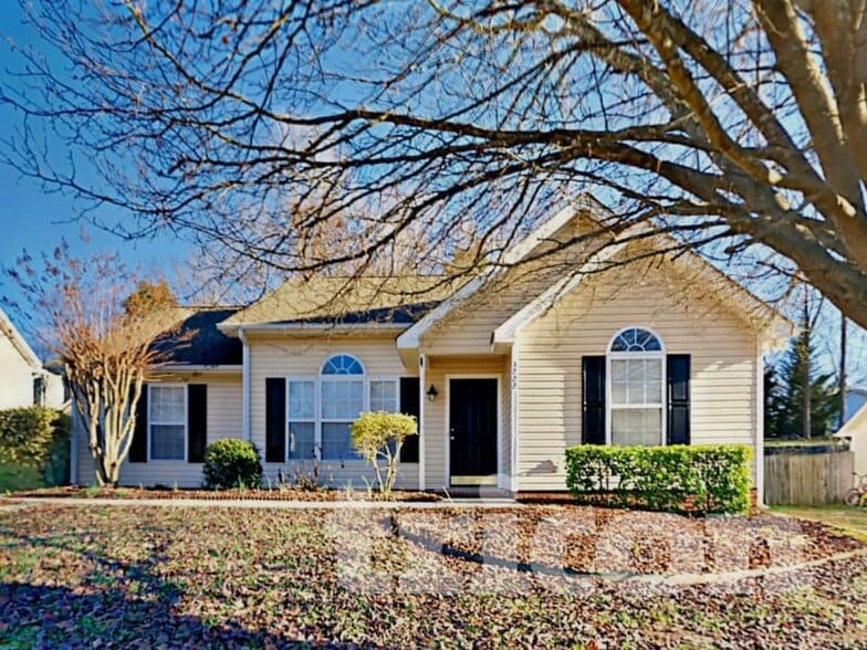 Building Photo - 3722 Hunters Run Ln