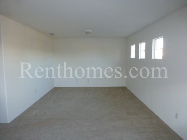 Building Photo - 3216 Canyon View Dr