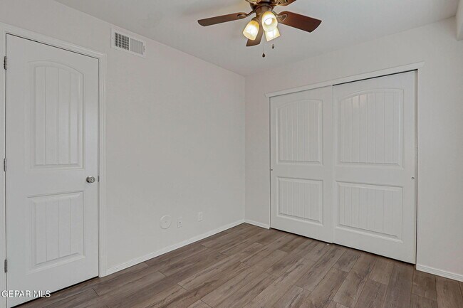 Building Photo - 5021 Silver Cholla Dr