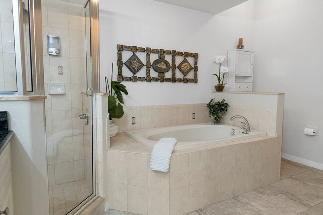 Building Photo - 4845 S Tromp Lp