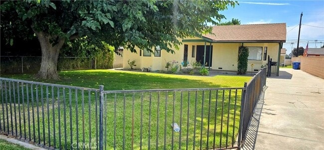 Building Photo - 8730 6th St