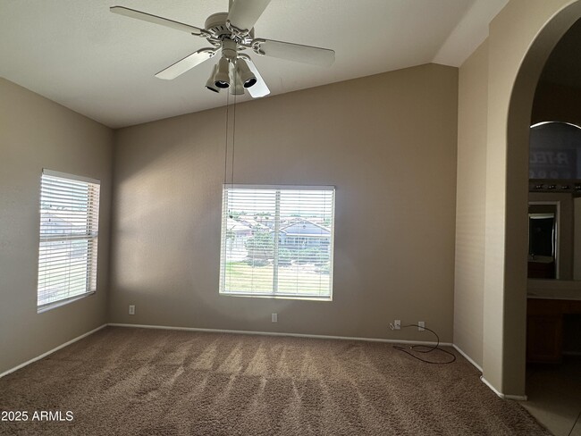 Building Photo - 11337 W Dana Ln