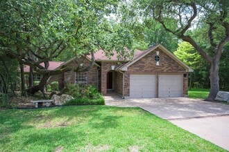 Building Photo - 6000 La Naranja Ln