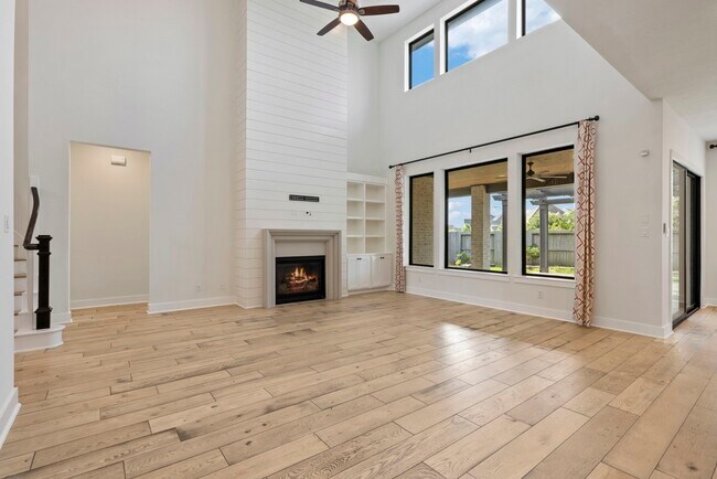 Building Photo - 1026 McMurtry Ridge Dr