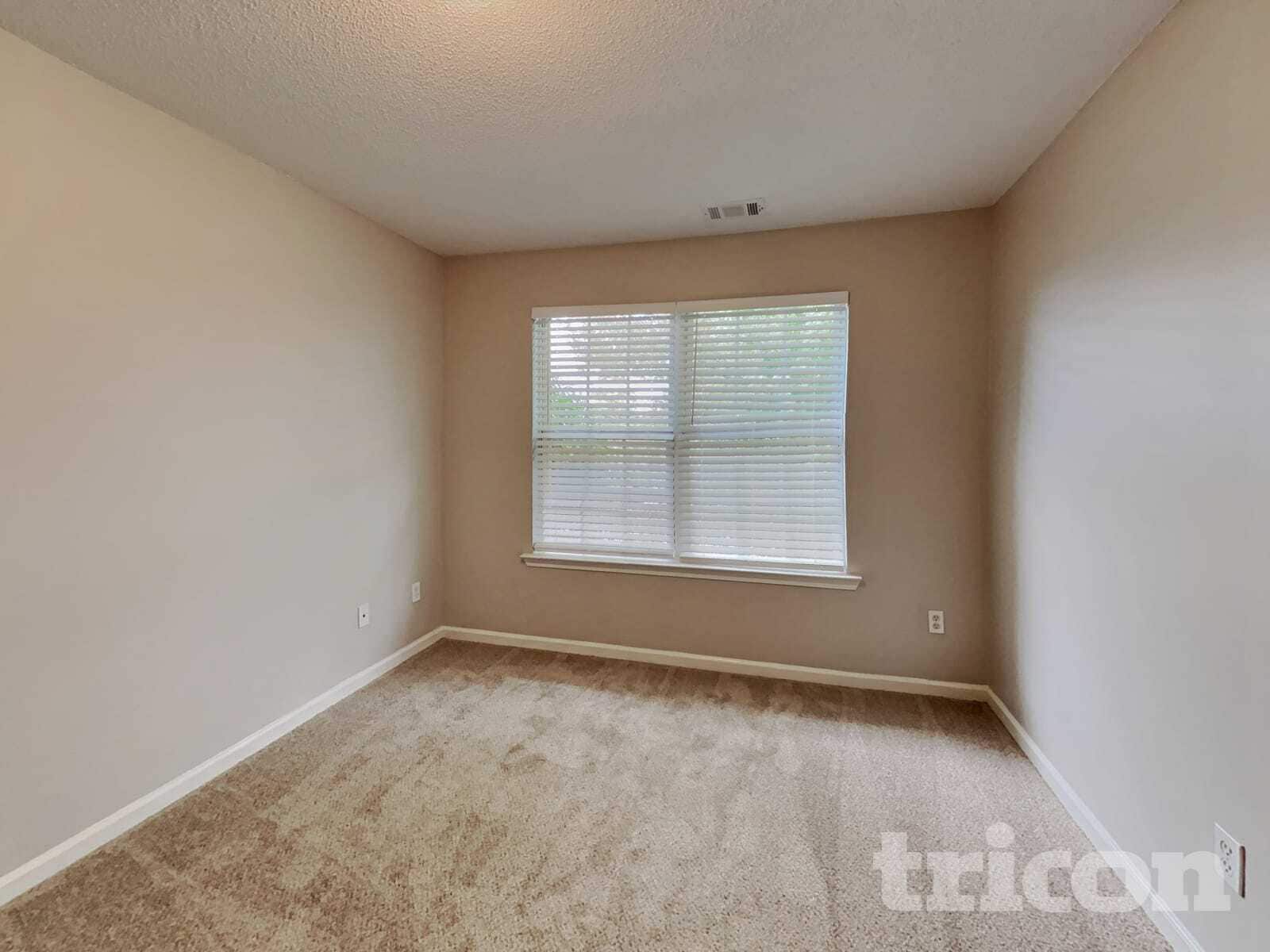 Building Photo - 211 Beckenham Ln