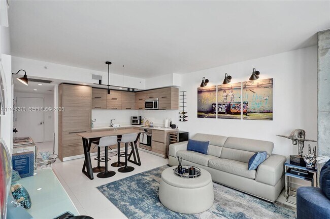 Building Photo - 1300 S Miami Ave