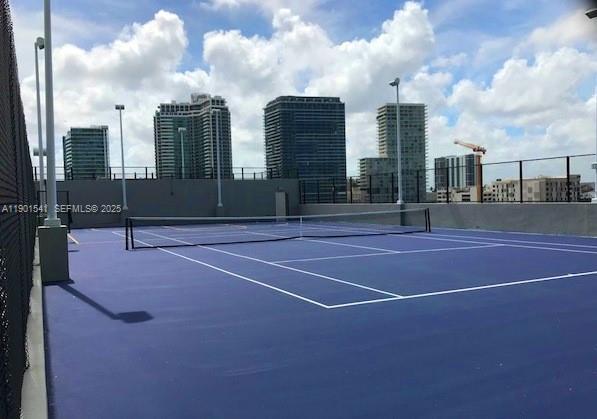 Building Photo - 501 NE 31st St