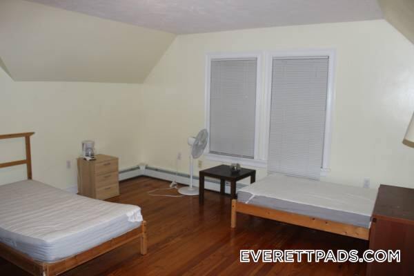 Building Photo - 161 Union St