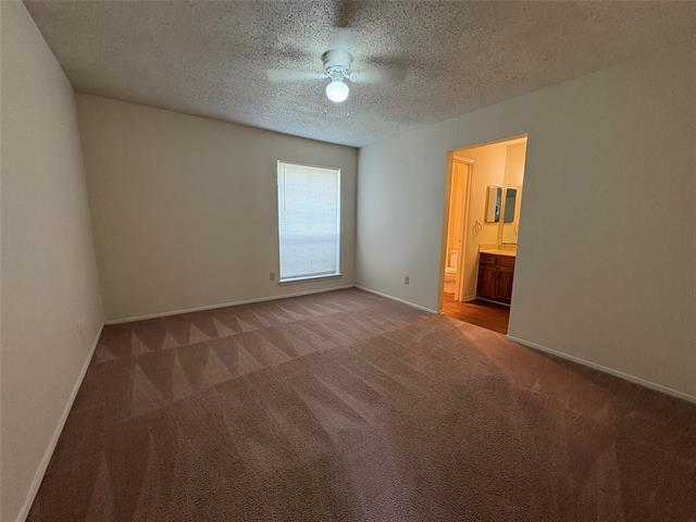 Building Photo - 1463 N Bluegrove Rd