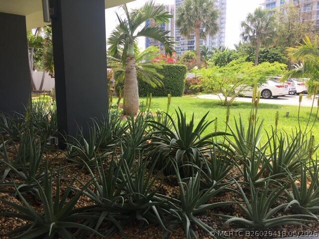 Building Photo - 2840 N Ocean Blvd