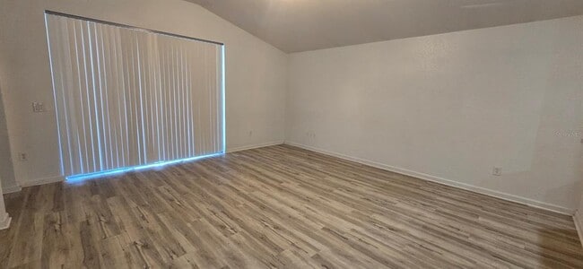 Building Photo - 4126 SW 51st Ct