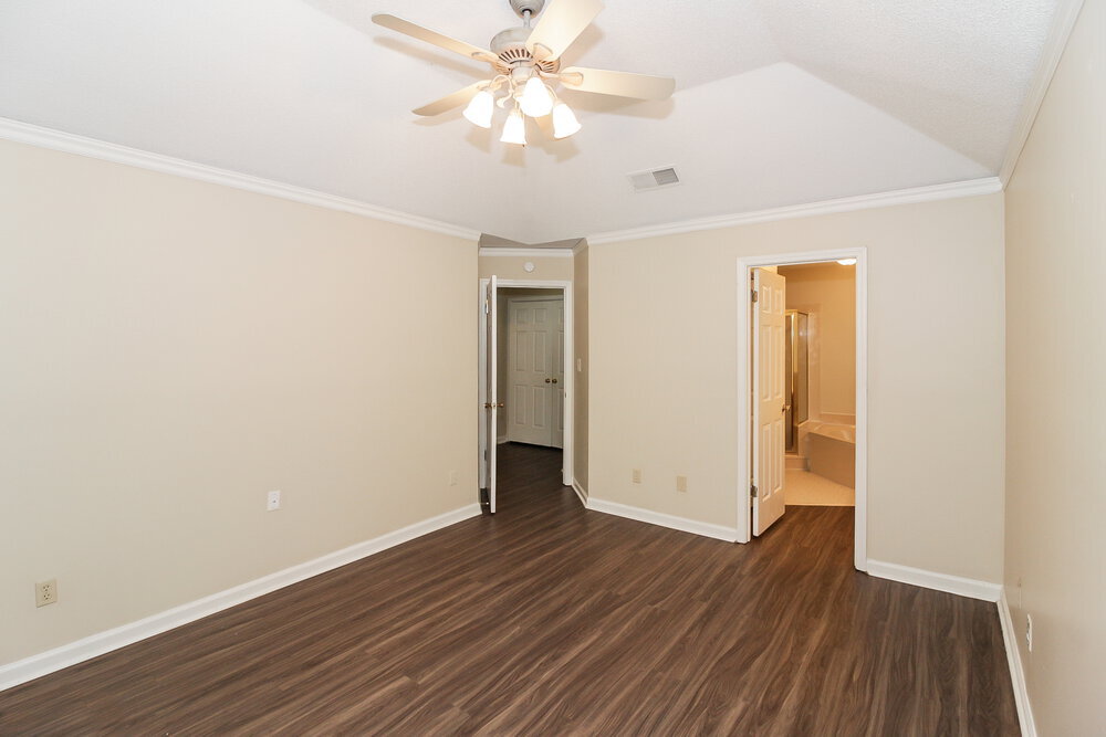 Building Photo - 8929 Fulton Cove