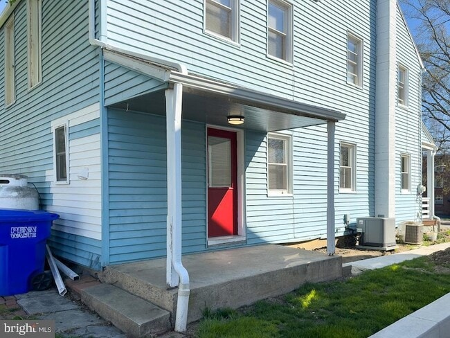 Building Photo - 127 N Prince St