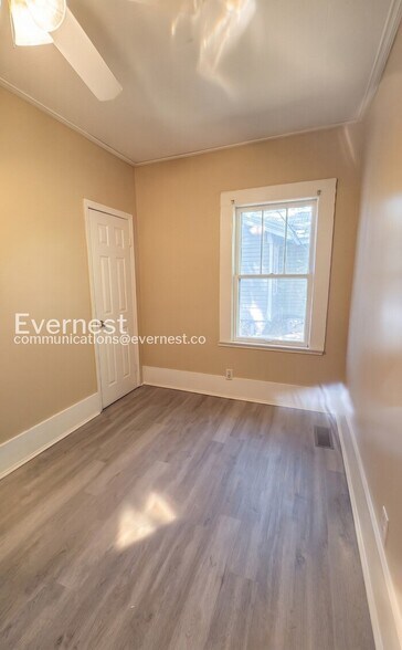 Building Photo - 1838 31st St SW