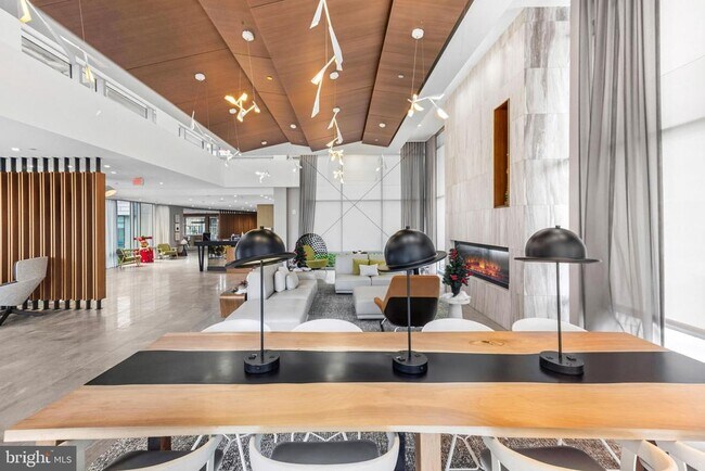 Building Photo - 145 Riverhaven Dr