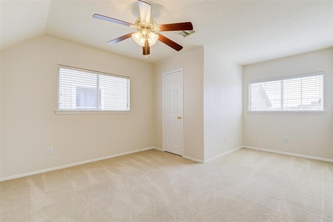 Building Photo - 3930 Mossy Pl Ln