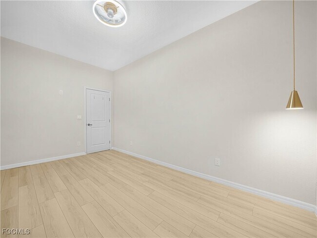 Building Photo - 4580 Sparkling Shell Ave