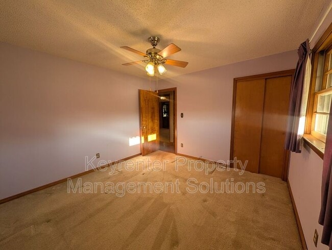 Building Photo - 700 Shenandoah Ave