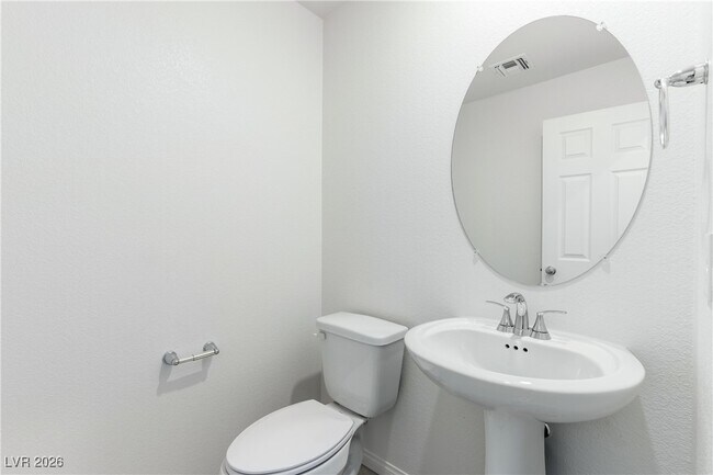 Building Photo - 3564 Dimora St