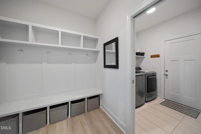 Building Photo - 26 Valleydale Dr
