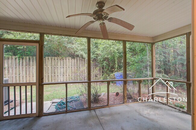 Building Photo - 2457 Scholar Ln
