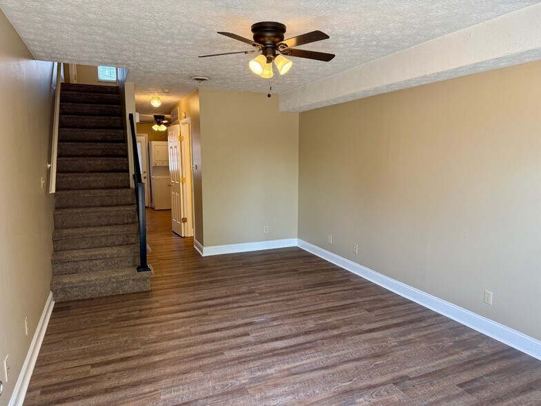 Building Photo - 2305 Adams Ave