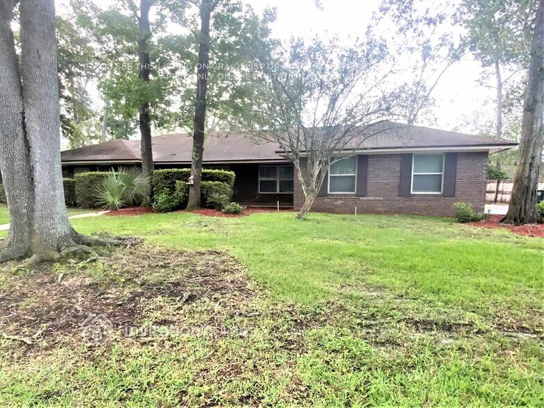 Primary Photo - 11666 Wellington Way