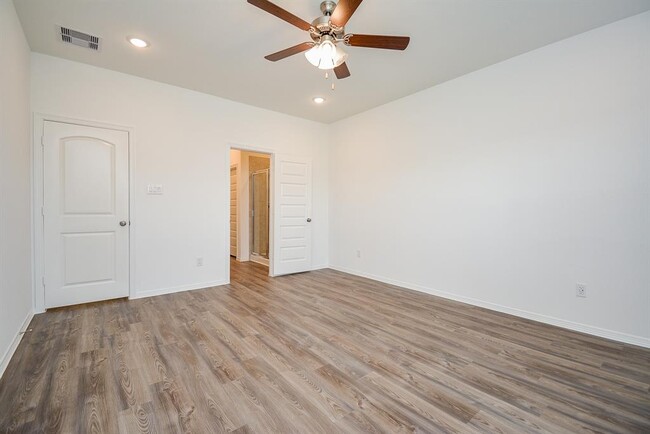 Building Photo - 5962 First Blush Dr