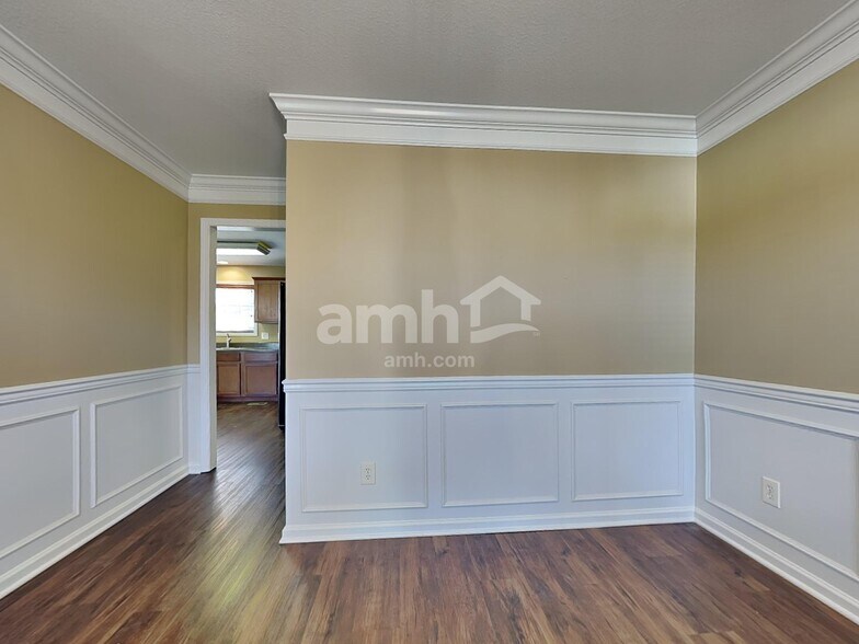 Building Photo - 5716 Capeside Ln