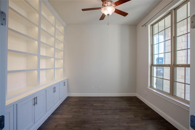 Building Photo - 7600 Clear Rapids Dr