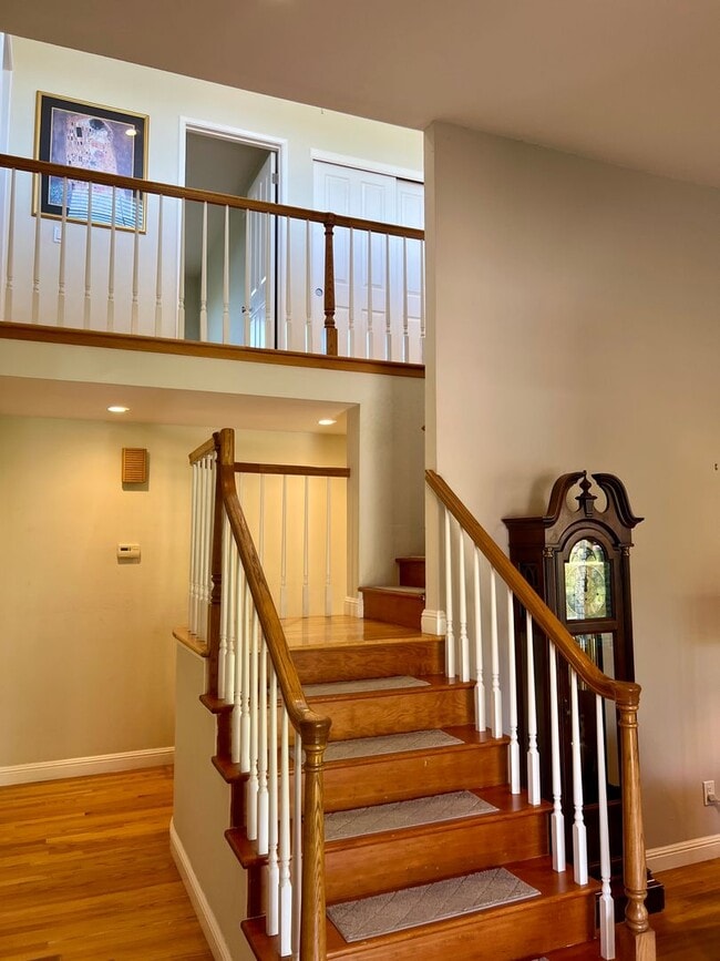Building Photo - Largest of the very popular Kay floor plan...