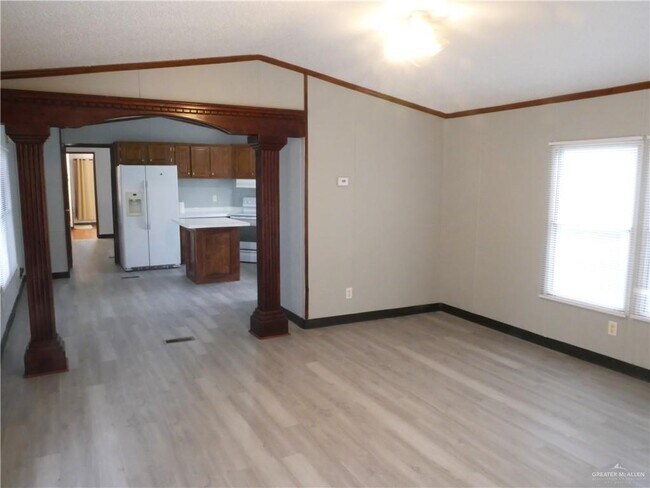 Building Photo - 36 Oliva St