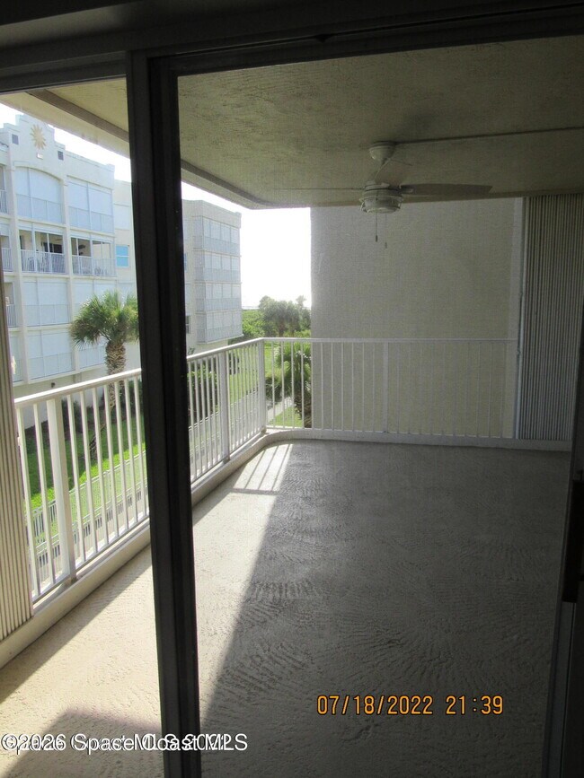 Building Photo - 606 Shorewood Dr