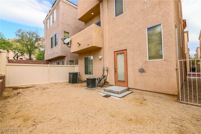 Building Photo - 10633 W Double Spring Ct