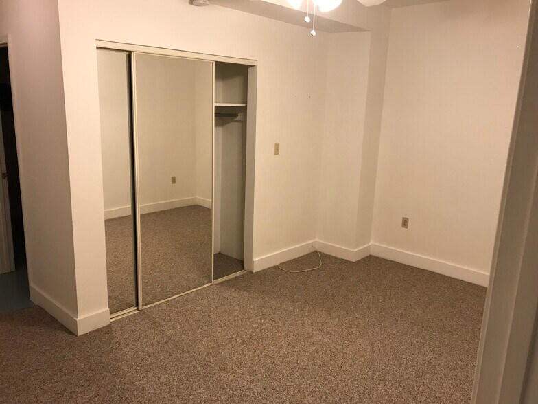 Building Photo - 610 Bourbon St