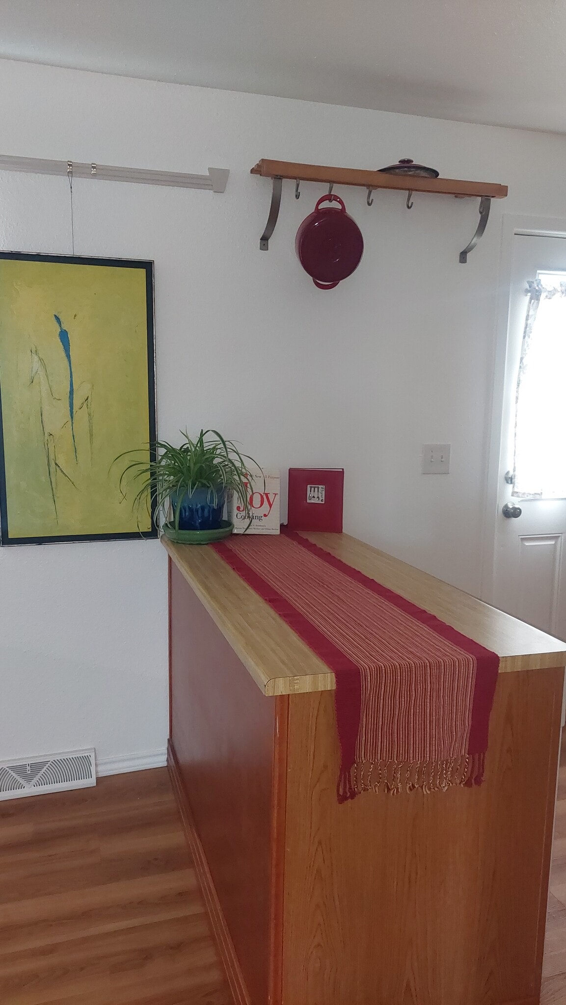 Fun kitchen to make meals - 12103 Viewpoint Dr