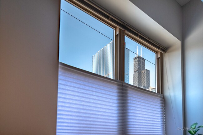 Building Photo - 500 S Clinton St