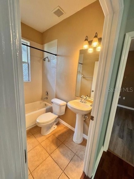 Building Photo - 8003 N Alaska St