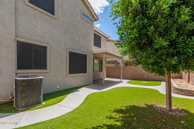 Building Photo - 17410 W Holland Ln