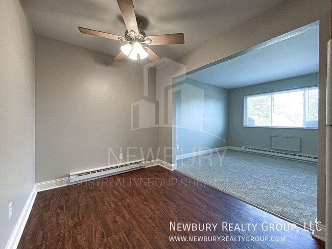 Building Photo - 1 Sunbury Estates